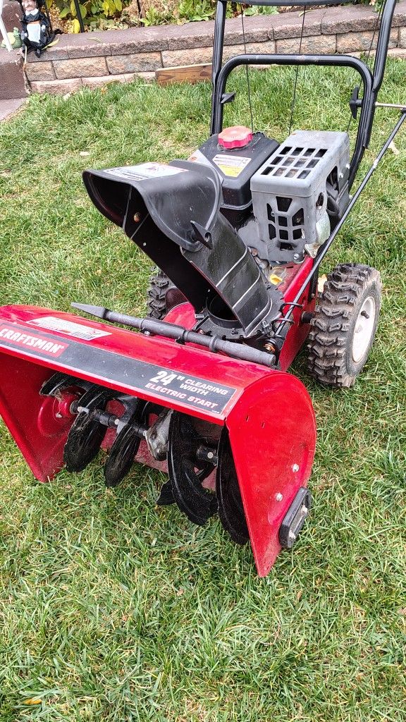 24" Craftsman Snow Blower