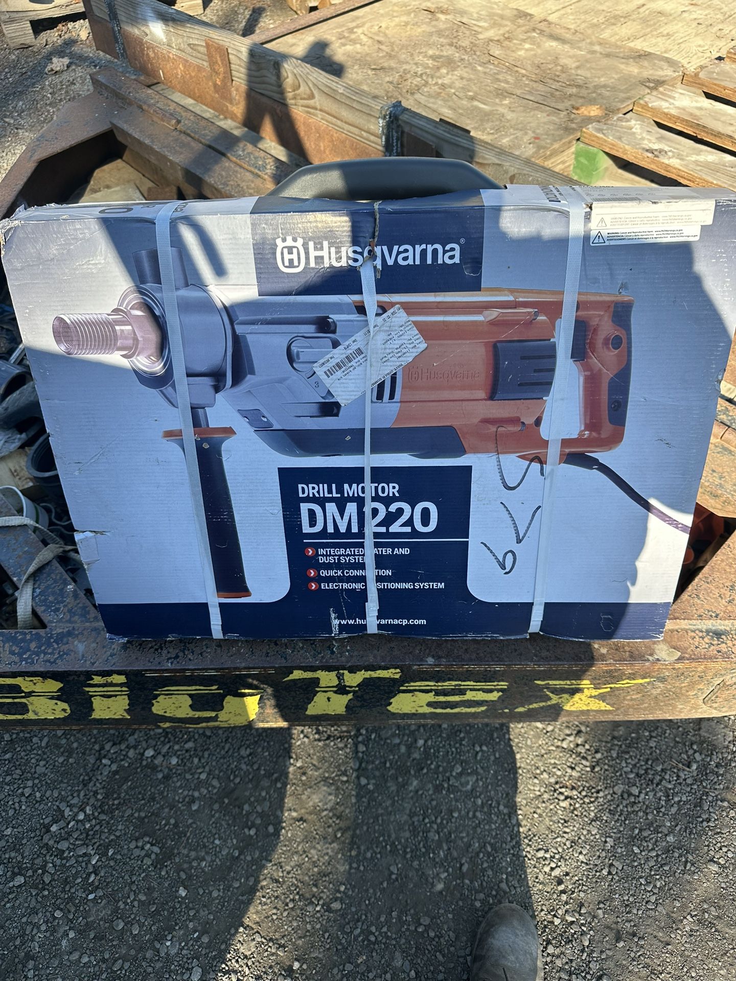 New Husqvarna Drill Motor DM 220