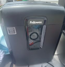 Paper shredder