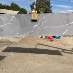 Piesa De 3 Cm Calacatta Alza Grigio.. 126x 30