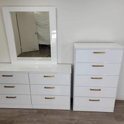 Dresser with Mirror and Chest with Gold Handles / Comoda y Gavetero con Manillas Doradas Nuevos a Estrenar … Fast 🚚