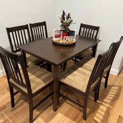 Dining Room Table - Free Local Delivery