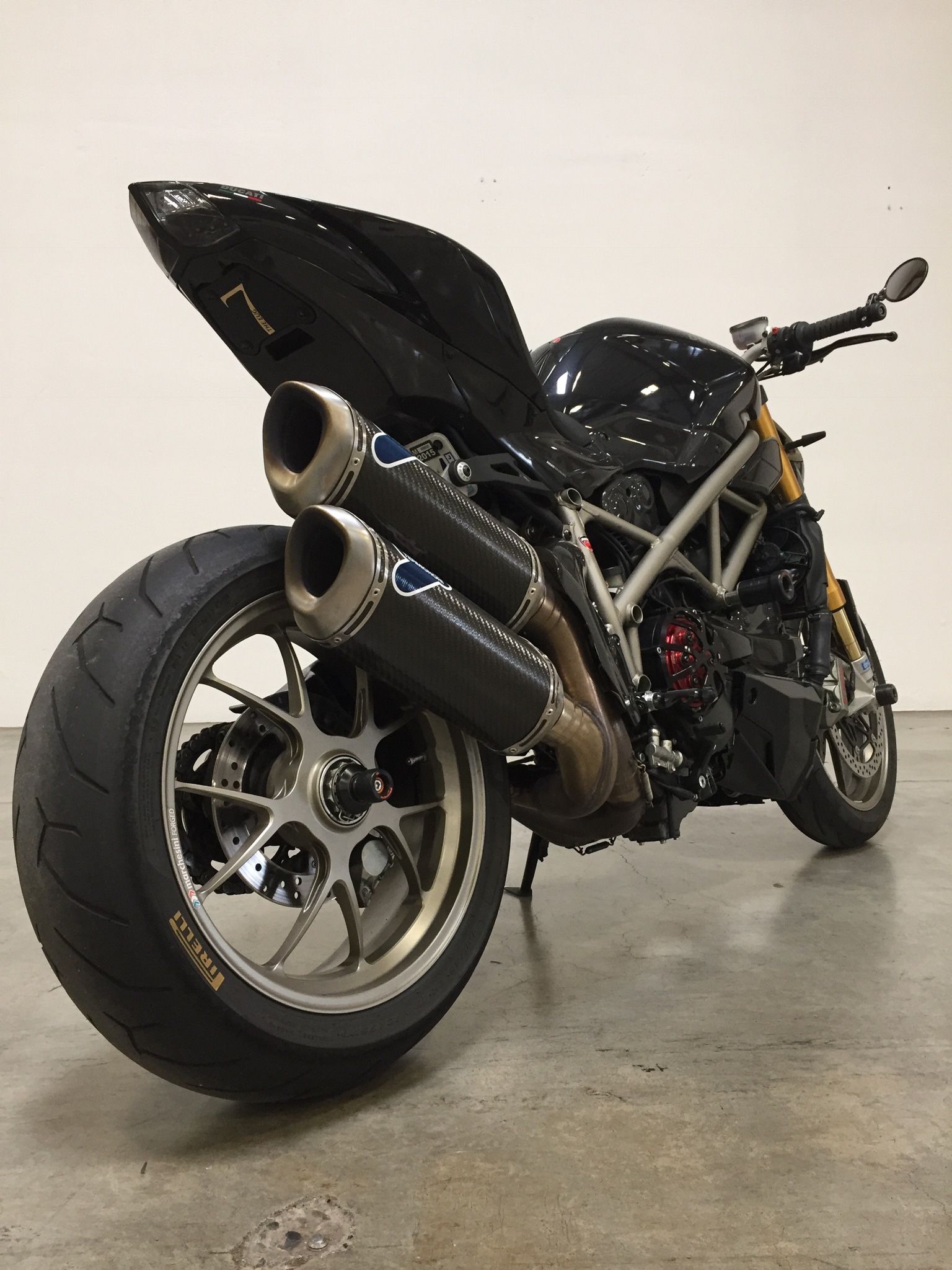 2010 Ducati Streetfighter S