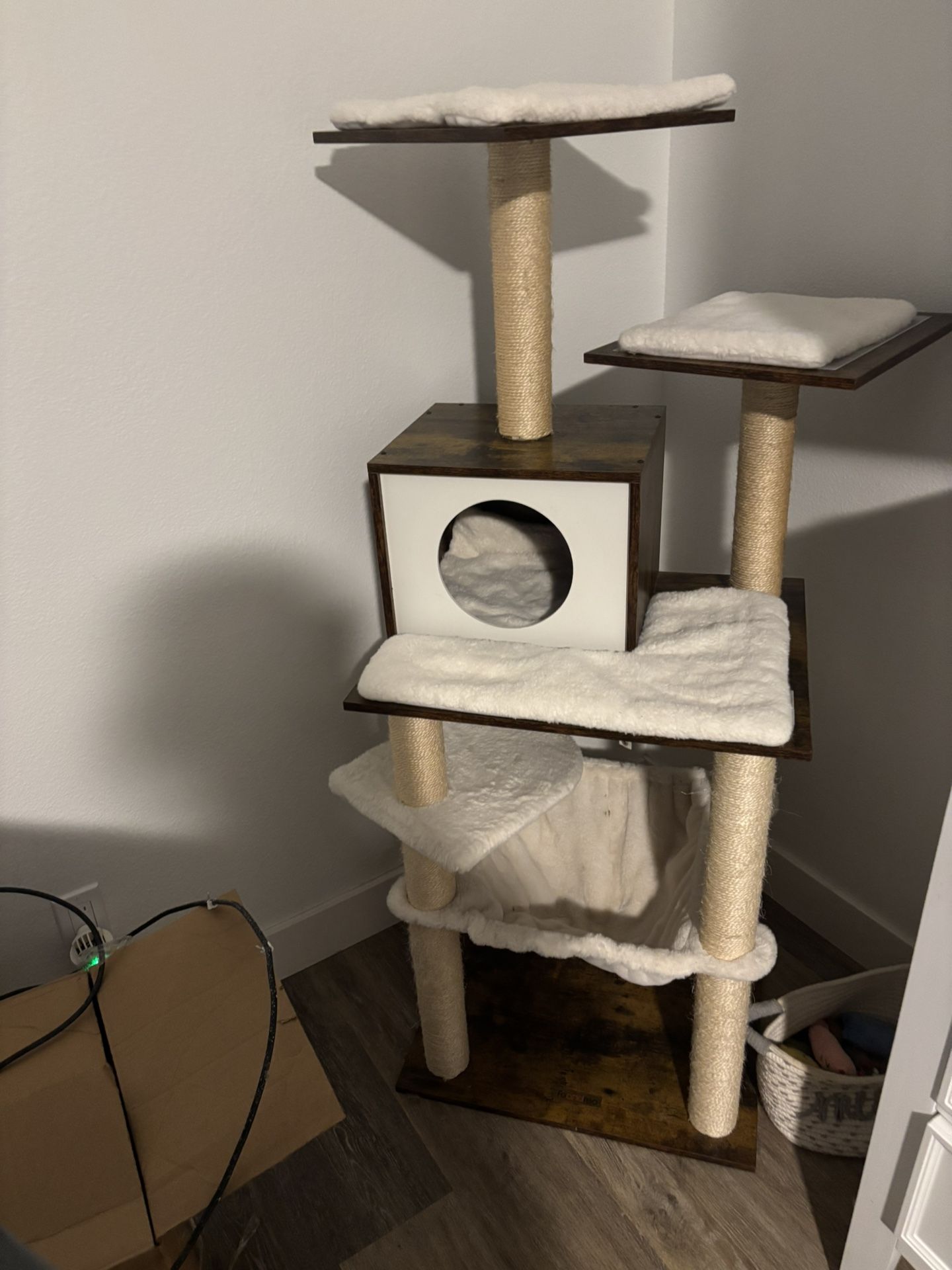 54.3-Inch Cat Tower with Scratching Posts,