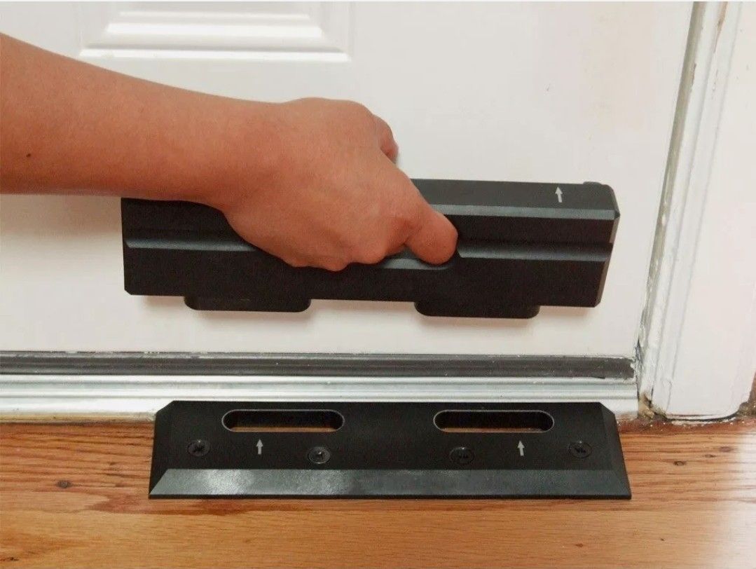 OnGard Security Door Brace ( New In Box)