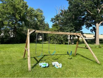 Nice Swing Set