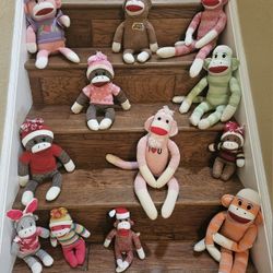 Fun Find! Sock Monkey Mania