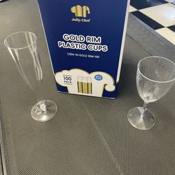 Champagne and drink cups 