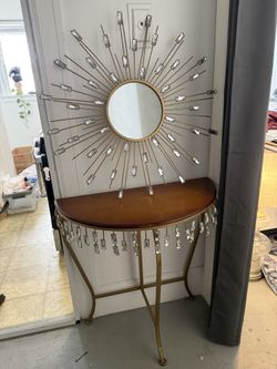 Table With Matching Mirror 