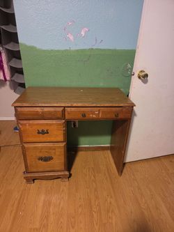 Small desk