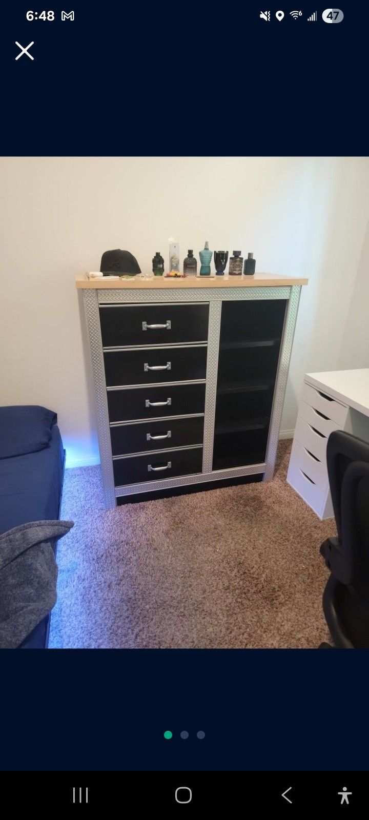 Hot Wheel Dresser