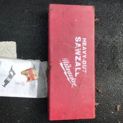 Miluawakee sawzall model 6509-21 metal case only