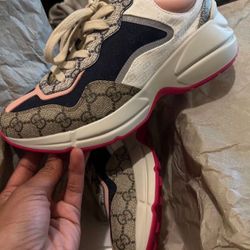 Gucci Sneakers