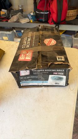 Roofing nails
