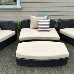 Fancy Rattan Patio Set