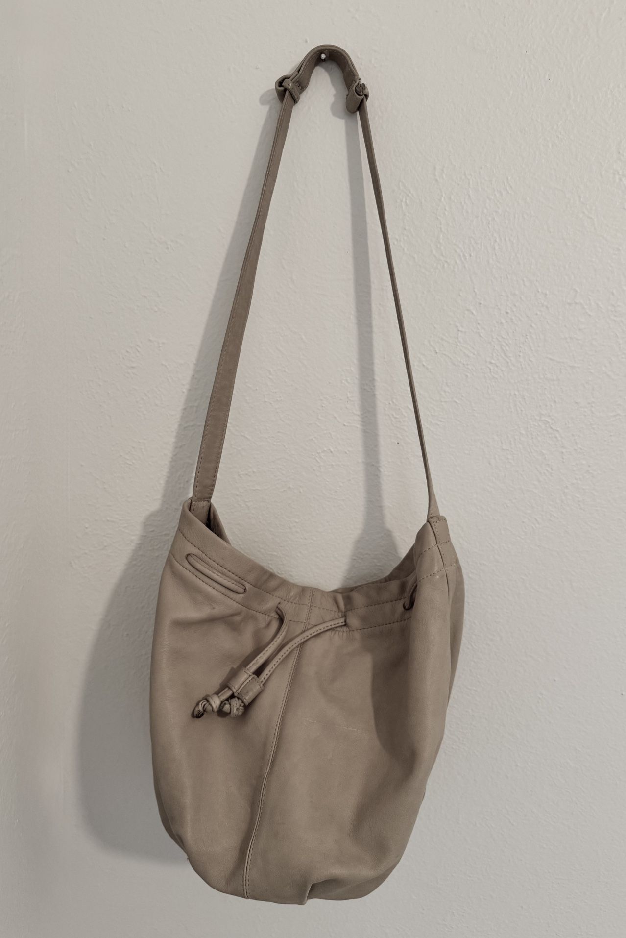 Woman’s Shoulder Bag, Leather, Beige