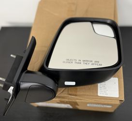 2013 - 2021 Nissan NV200 Passenger Side Mirror Assembly