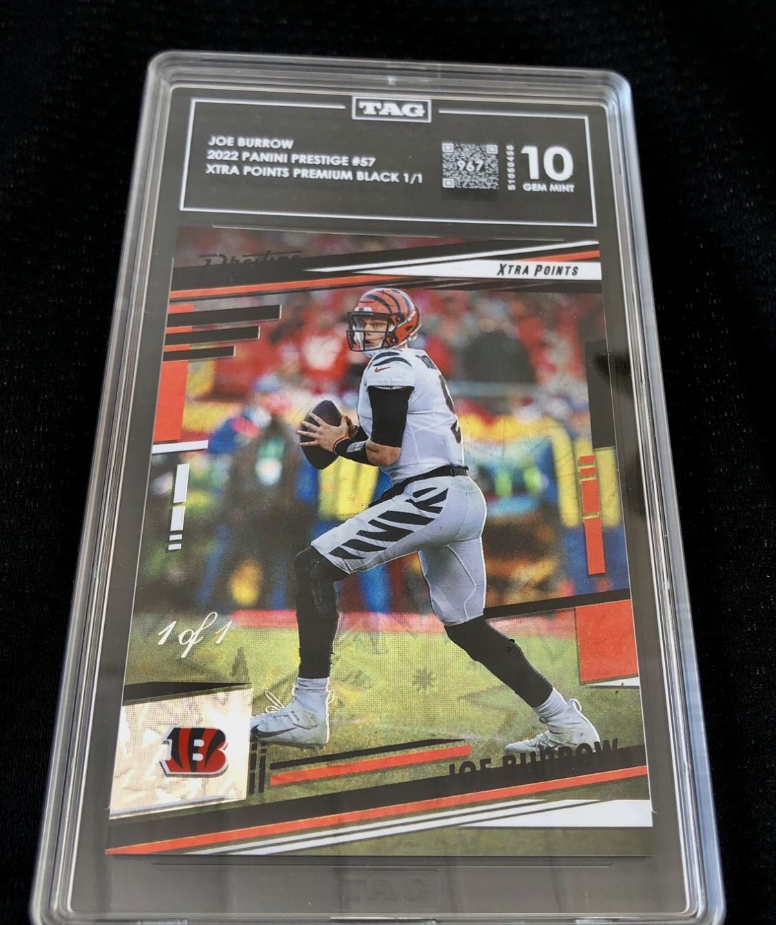 ONE OF ONE 2022 PANINI PRESTIGE XTRA PIINTS PREMIUM BLACK.