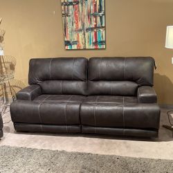 Reclining sofa
