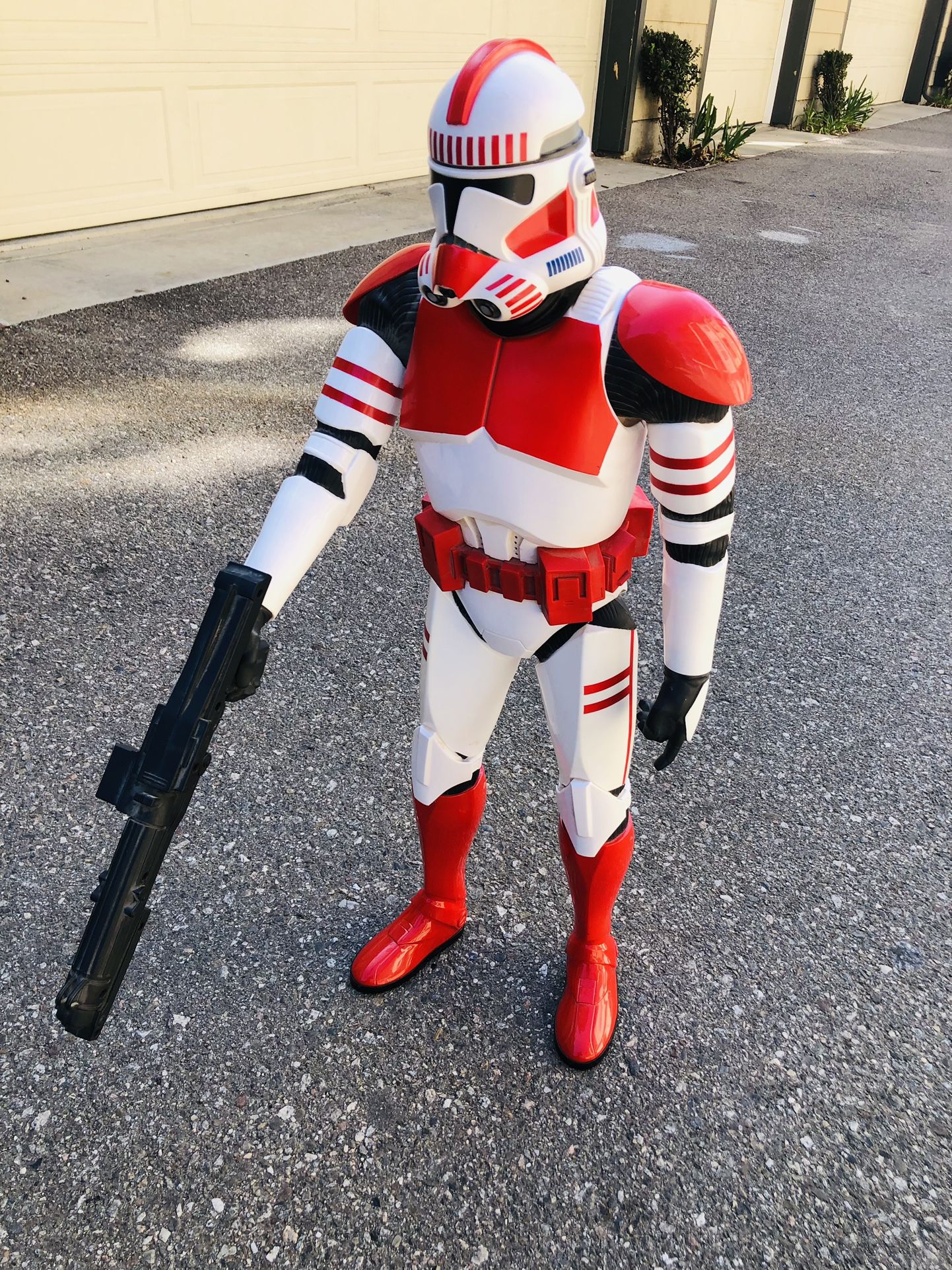 Star Wars Giant Size 31 Clone Shock Trooper Figure JAKKS PACIFIC