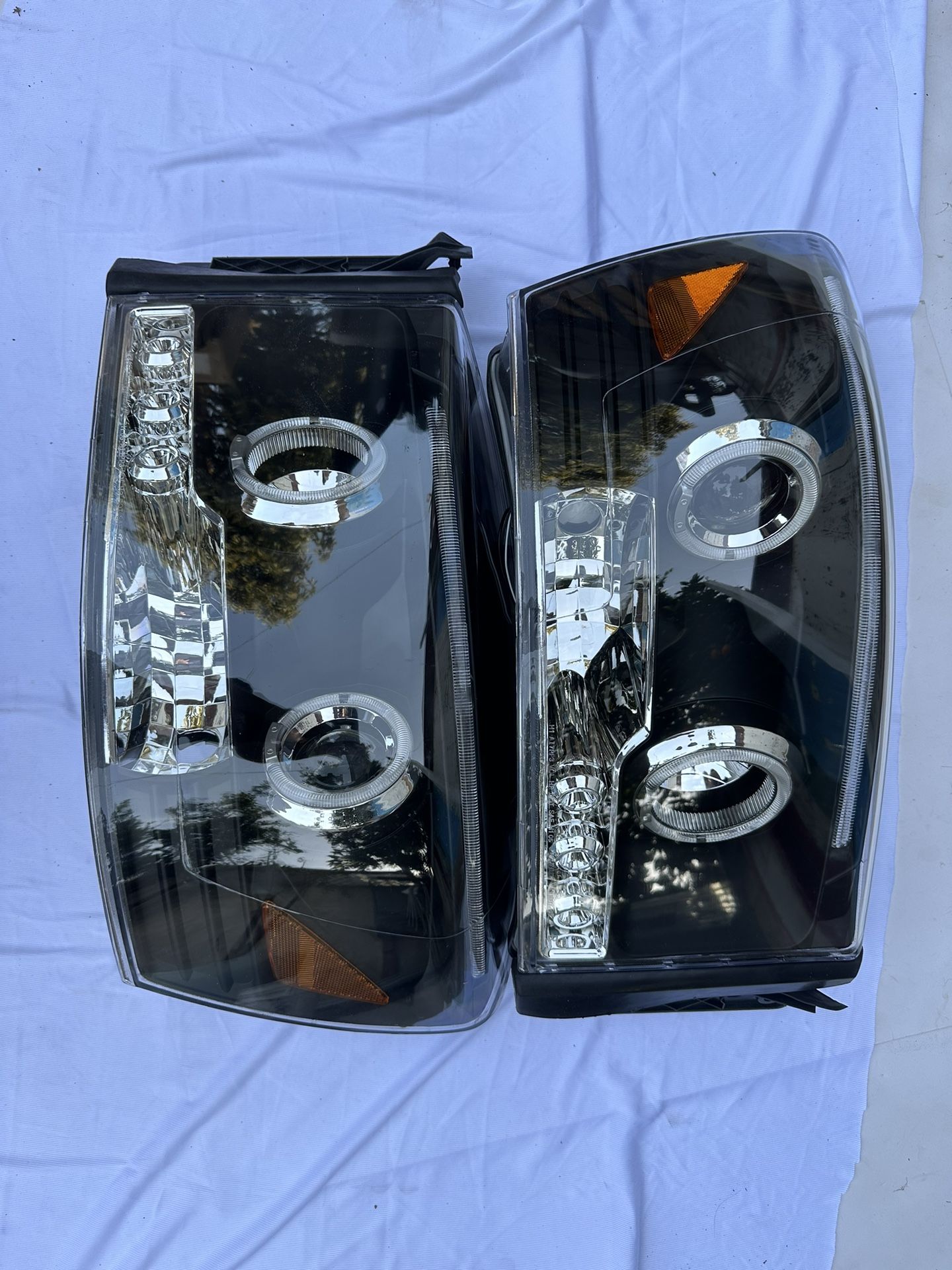 Dodge Ram 1500/2500/3500 LED Headlight Year 2006-2009