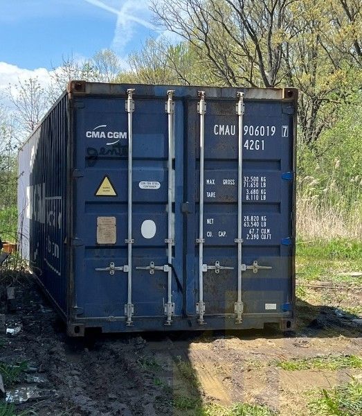 Affordable Storage Containers Available | 20ft & 40ft Shipping Containers |  Custom quote by zip code