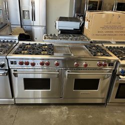 60” WOLF STAINLESS STEEL STOVE WITH 6 BURNERS / GRILL AND GRIDDLE 