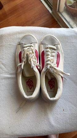 VANS women size 7 shoes