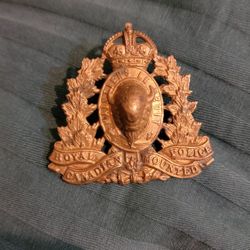 WWII Royal Canadian Mounted Police Badge