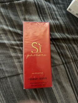 GIORGIO ARMANI