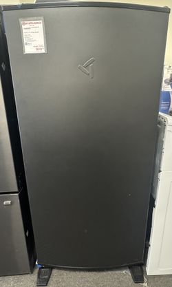 Gladiator 17.8 Cu. Ft. Garage Ready Deep Freezer