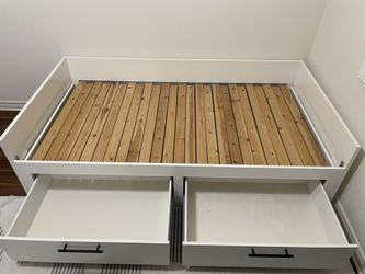 Ikea extendable daybed frame with two drawers
