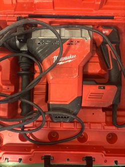 MILWAUKEE 1 - 3/4" (45 mm) SDS - MAX ROTARY  HAMMER