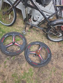 22 inch bike wheels