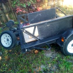 Trailer up and down must sell today 600 bucks