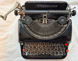 Beautiful and Still Working Remington Rand Typewriter from 1941
