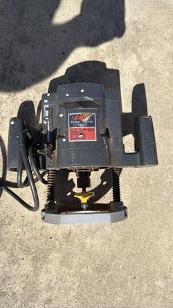 1-3/4 HP Plunge Router