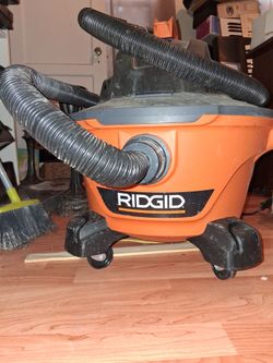 Rigid Wet / Dry Vac   6 gallon