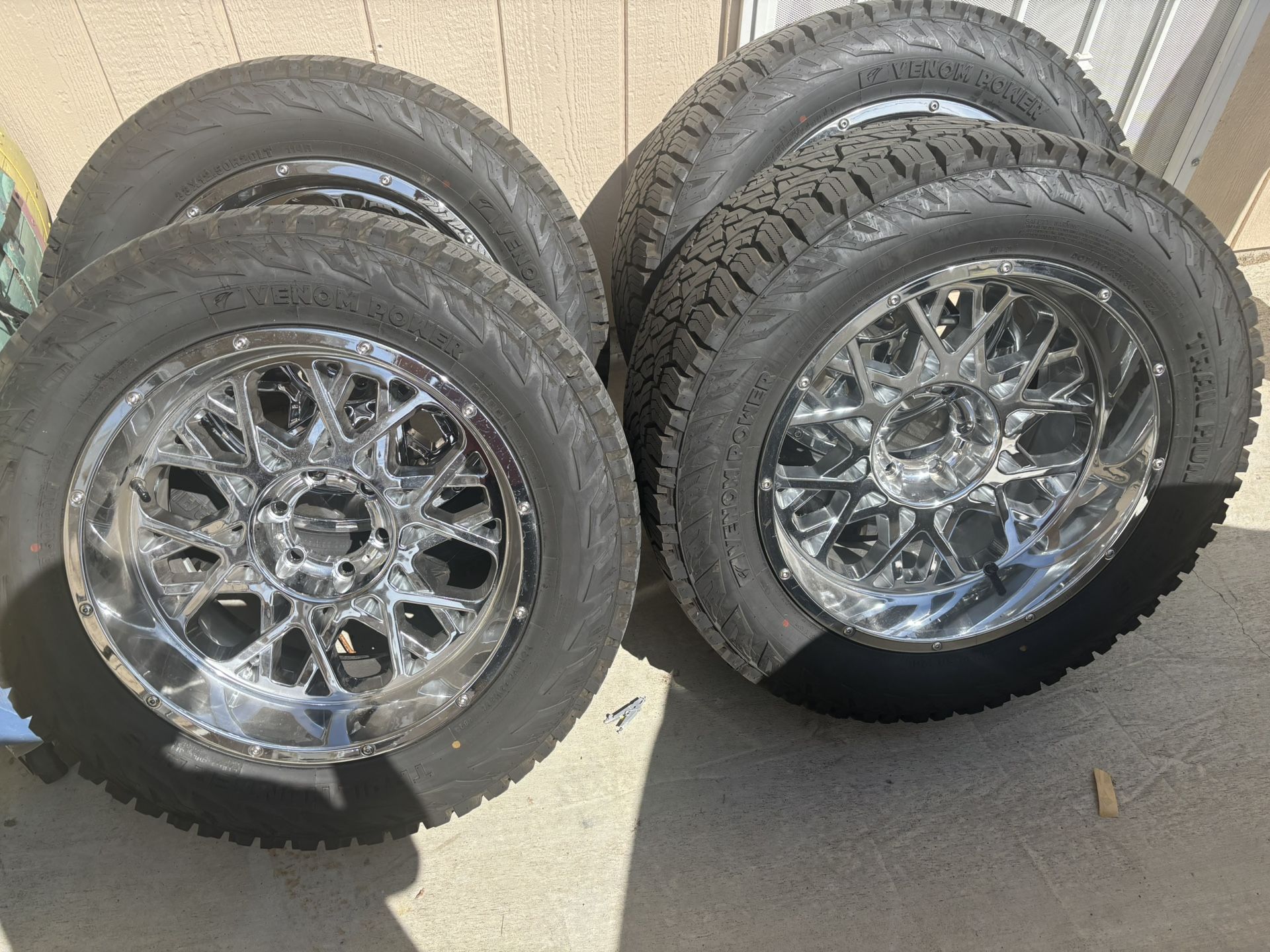 Chevy Silverado GMC Sierra