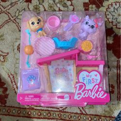 Barbie My First Barbie Accessories, Story Starter Pet Care Pack with Dog House