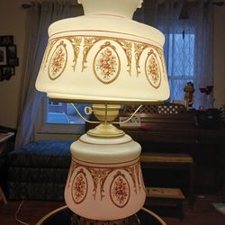  THIS  VINTAGE LAMP IS  from  1972 with  Top AND BOTTOM LIGHTING  PERFECT CONDITION  IT'S  also  REALLY  bi 29 INCHES TALL  Very  NICE 