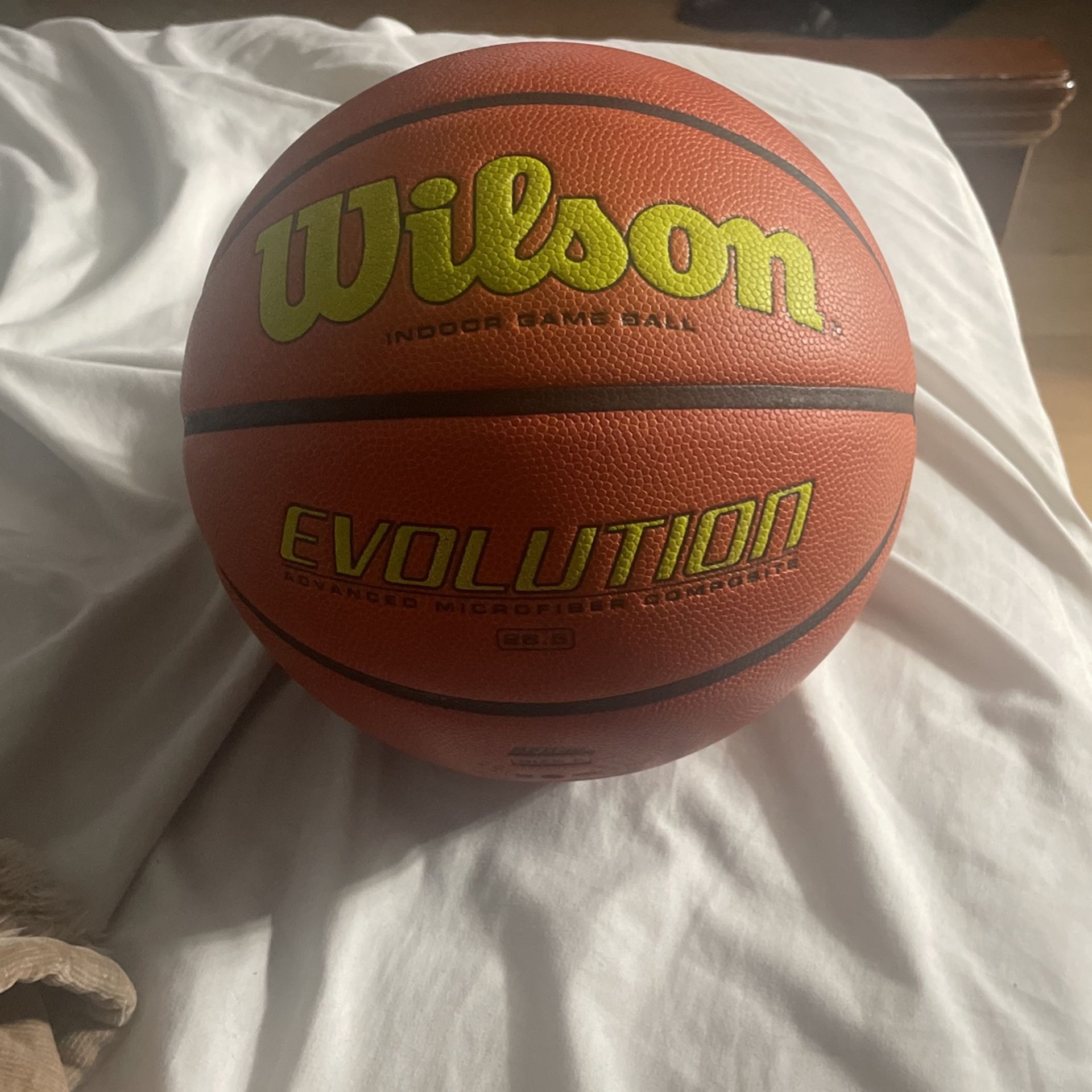 Wilson Evolution Women’s Basketball