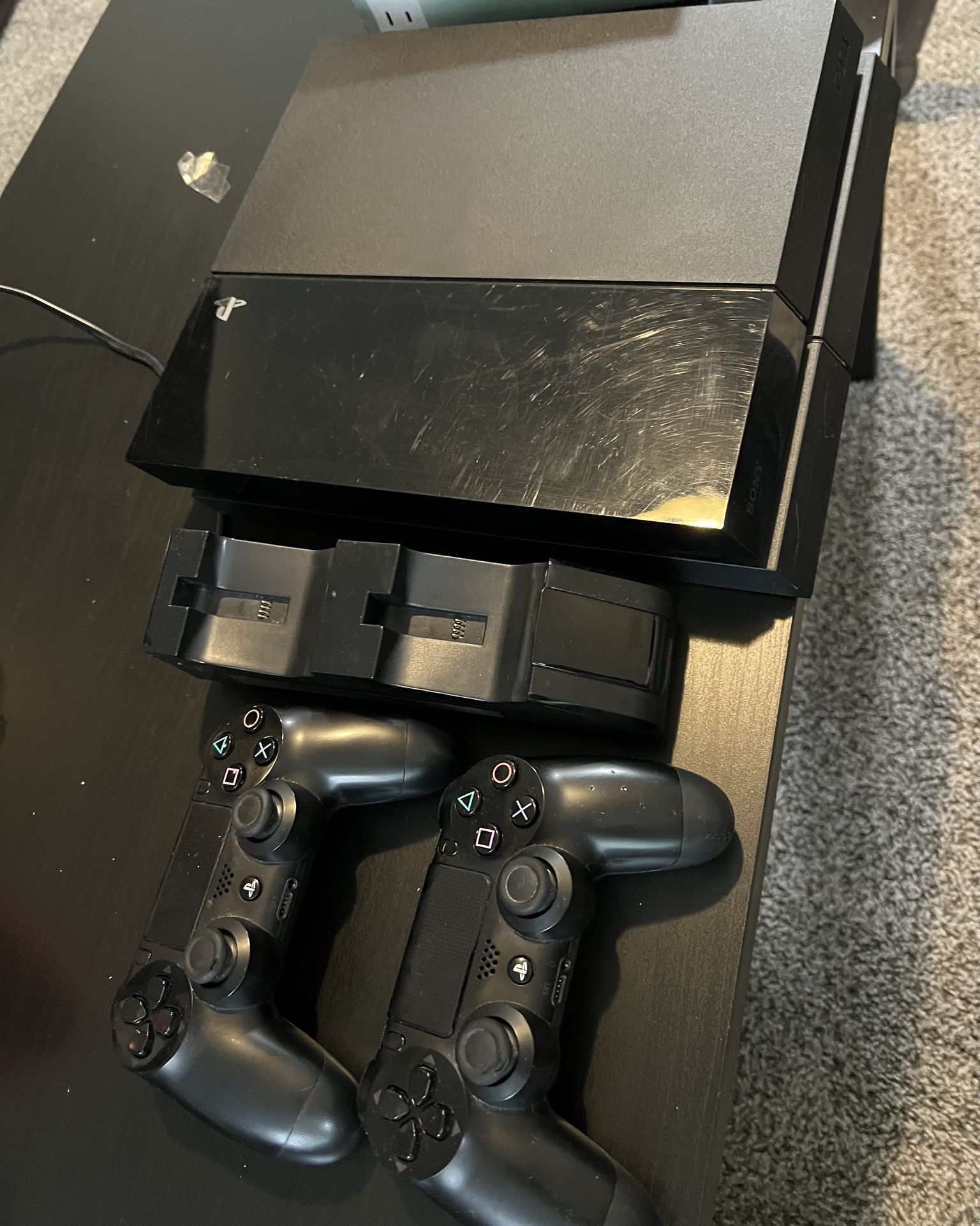 PS4 8 Games 2 Controllers Charging Station Also Cables