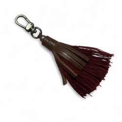 ✨NEW THE SAK TASSLE KEYCHAIN LEATHER✨