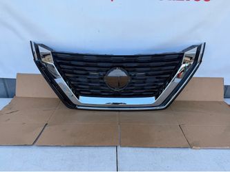 NISSAN ROGUE  -2021-2022 2023 2024 front bumper grille grill original used OEM