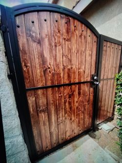 Custom gates
