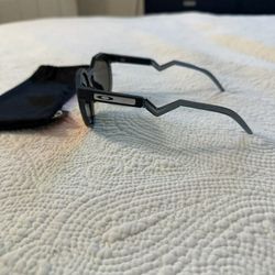 Oakley Prizm Ruby Lenses,  Matte Carbon Frame 