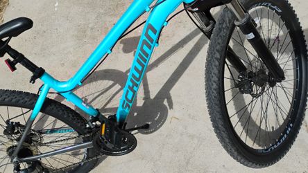 Schwinn 27.5 
 bike