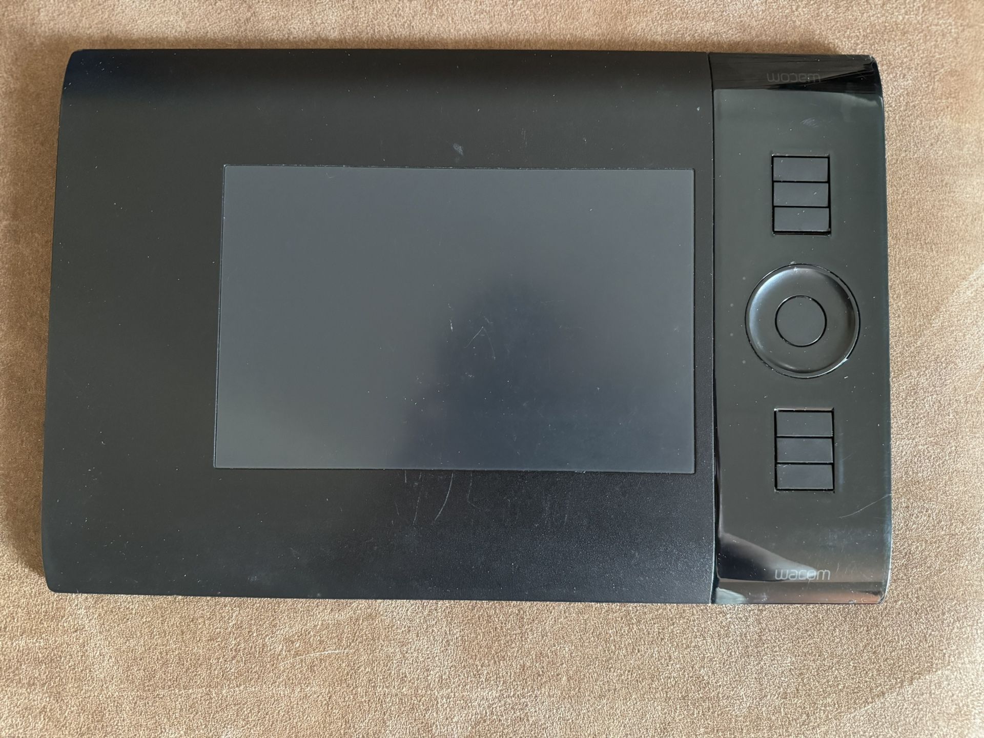 🎨 Wacom Intuos4 Small (PTK-440) – Pro Drawing Tablet w/ Pen & Cable! 🎨