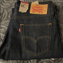 Levi’s 501 Jeans